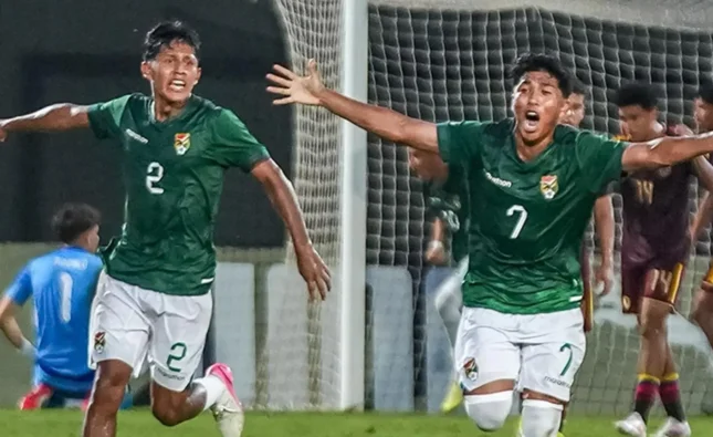 Bolivia y Chile aplazan su duelo Sub 17 por mal clima; partido se jugará mañana a las 19:00