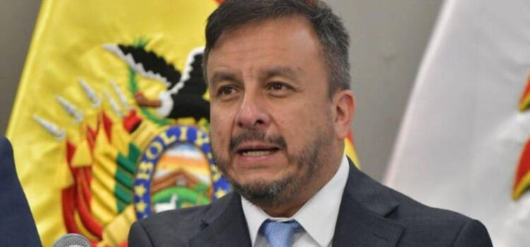 Ministro de Hidrocarburos no asiste a informe sobre gasolina y diputados avanzan hacia interpelación