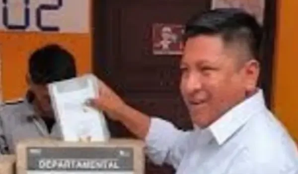 Chambi apuesta por contacto directo con la gente y reactivación económica en campaña rumbo a segunda vuelta