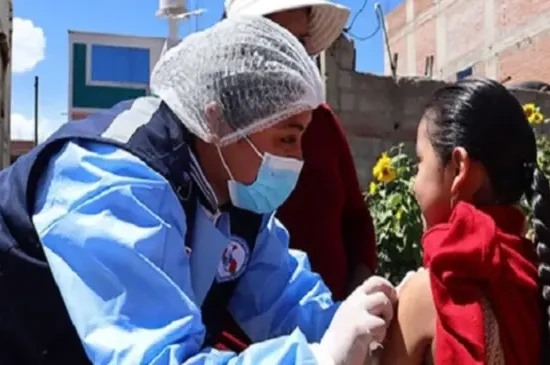 Perú confirma 27 casos de sarampión en Puno y despliega 200 brigadas de vacunación en la región