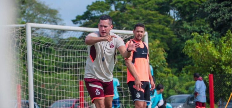 Guabirá pierde 5-0 ante Blooming y empata 2-2 con Independiente en arranque complicado de 2026