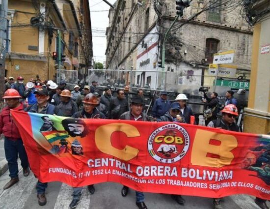 Gobierno y empresarios rechazan aumento salarial del 20% pedido por la COB ante riesgos de inflación y cierre de empresas