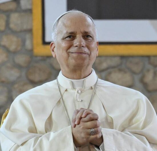 Policía evacua casa de hermano del papa León XVI en Chicago tras amenaza de bomba falsa