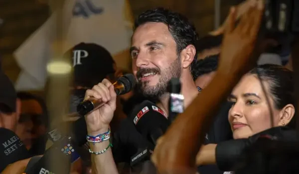 Gobernador electo Velasco anuncia nueva política enfocada en todos los sectores de Santa Cruz