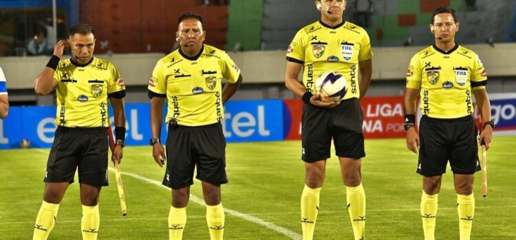 Federación Boliviana prepara reglamento 2027 tras recomendaciones del consultor Fred Nantes