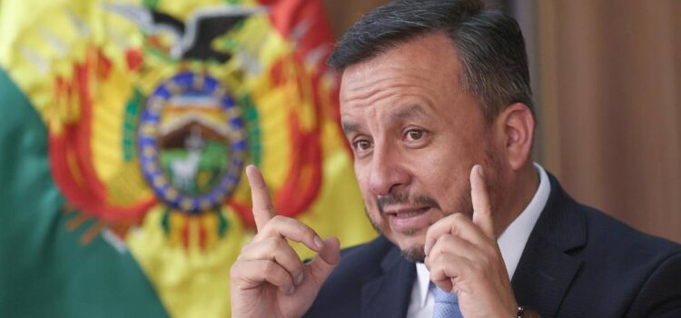 Bolivia propone ley que fija tributos de hasta 50% a petroleras para atraer inversión y frenar caída en producción