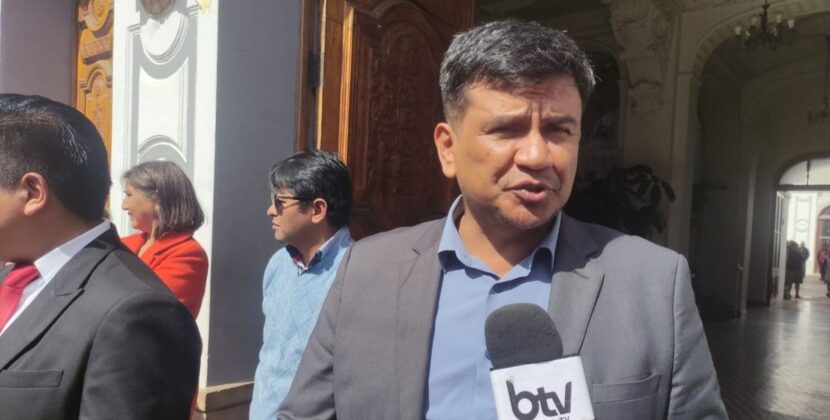 Condori rechaza coordinar con Luis Ayllón hasta que sea posesionado oficialmente en Chuquisaca