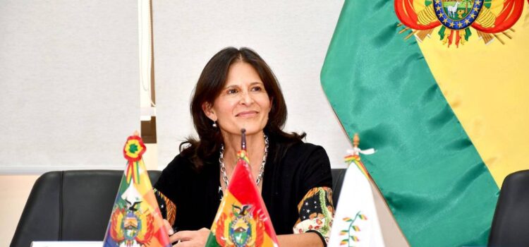 Elena García denuncia división dirigencial y uso político de protestas magisteriales