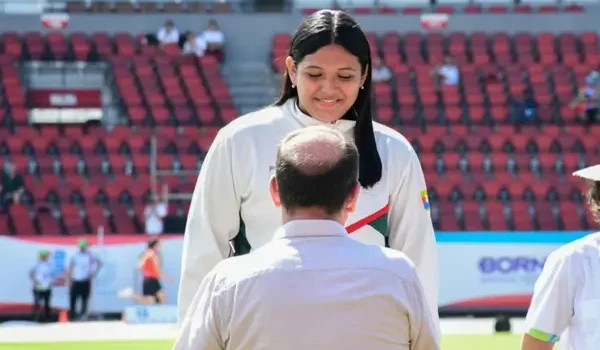 Ana Salinas hace historia al ganar bronce en lanzamiento de disco en Juegos Suramericanos