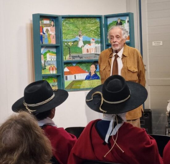 Gustavo Medeiros dona al Museo de Bellas Artes de Salta un retablo en homenaje a su antepasada, heroína de la independencia argentina