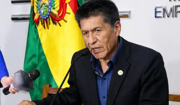 Incremento salarial, eje del diálogo entre trabajadores, empresarios y Gobierno en busca de consenso