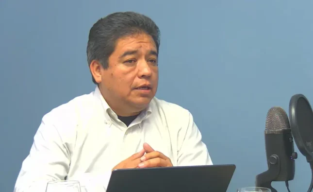 José Luis Gálvez es nombrado nuevo vocero del presidente Rodrigo Paz