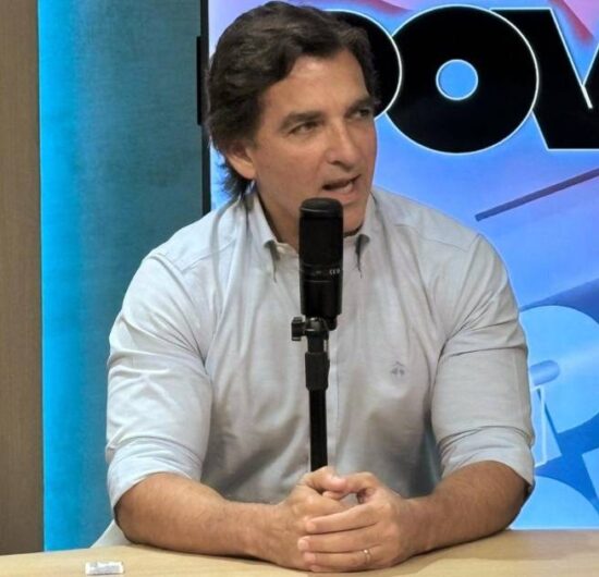 Manuel Saavedra anuncia acto de posesión abierto al público en la plaza 24 de Septiembre