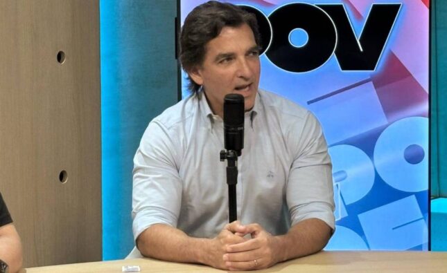 Manuel Saavedra anuncia acto de posesión abierto al público en la plaza 24 de Septiembre