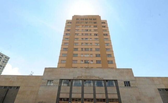 Coliseo Universitario de la UMSA cerrado temporalmente por trabajos de mantenimiento