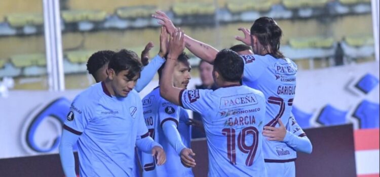 Bolívar vence 2-0 a Fluminense y avanza en el Grupo C de la Copa Libertadores