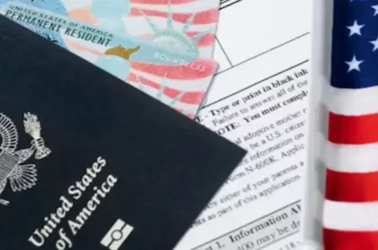 Nueva norma en Texas limita acceso a licencias profesionales a migrantes sin estatus legal
