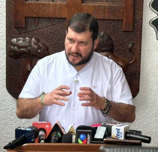Stello Cochamanidis critica a Gobierno, Policía y Fiscalía por “no dar la talla” ante ola de crímenes en Santa Cruz