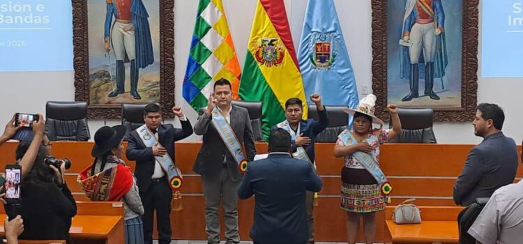 Grover García, de la Alianza Unidos Por los Pueblos, presidirá la ALD y tomará juramento a Leonardo Loza como gobernador