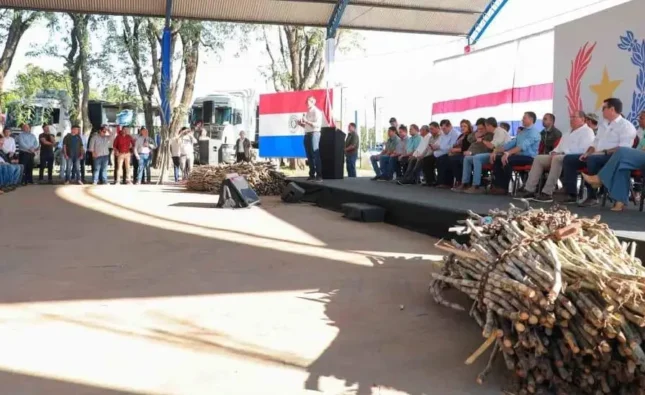 Paraguay garantiza que el 50% del alcohol en combustibles provenga de caña de azúcar para impulsar la producción nacional