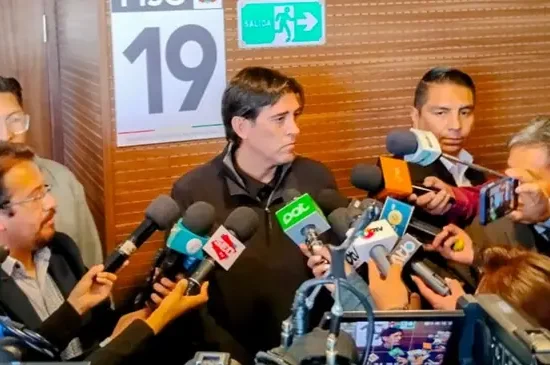 Zamora reafirma disposición al diálogo y llama a levantar medidas de presión que afectan transporte y economía