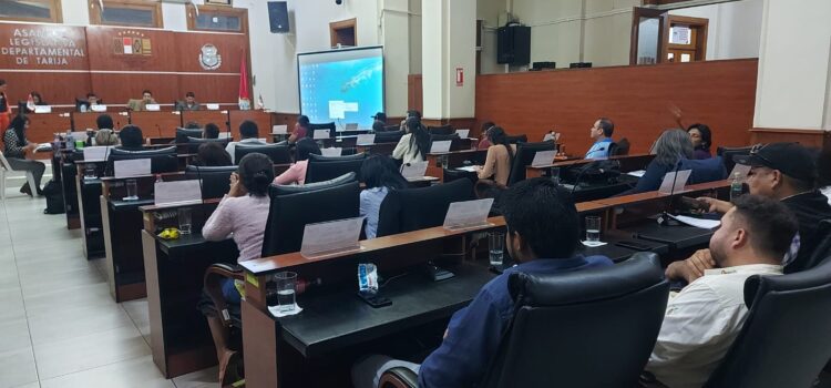 Asamblea Departamental de Tarija posterga sesión para evitar empantanamiento en conformación de directiva