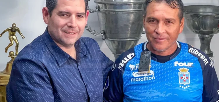 ‘Pelecho’ Gutiérrez debuta mañana ante Bragantino en la Copa Sudamericana