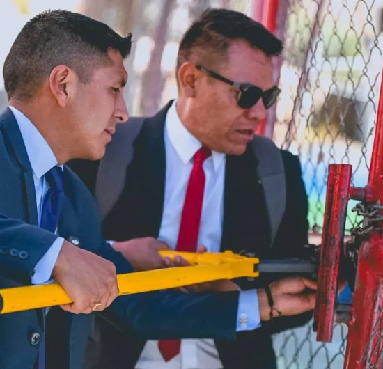 Alcalde de Oruro, Iván Quispe, libera canchas y parques municipales para acceso gratuito