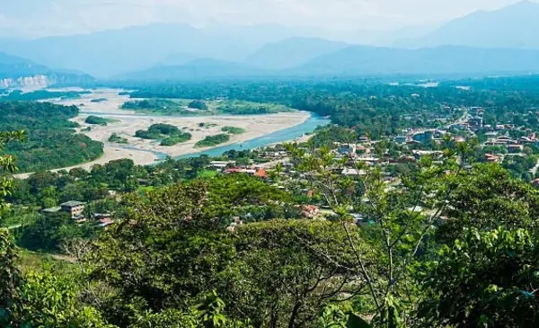 Estados Unidos actualiza alerta de viaje y recomienda evitar la región del Chapare en Bolivia