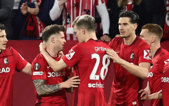 Friburgo remonta y se clasifica para su primera final continental tras vencer 3-1 al Braga