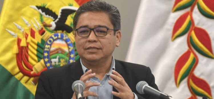 Gobierno busca consenso nacional en medio de crisis y protestas sociales