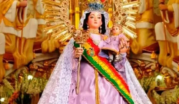 Cámara de Diputados debate declarar feriado departamental el 14 de agosto en honor a la Virgen de Urkupiña