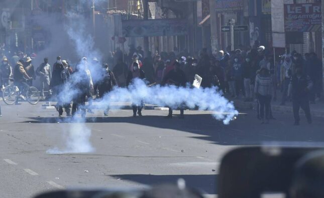 Vocero presidencial asegura que no se usaron armas letales ni hubo bajas en operativos de desbloqueo en La Paz