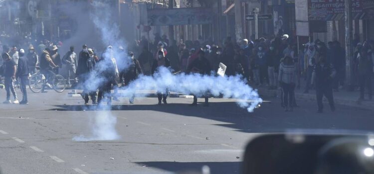 Vocero presidencial asegura que no se usaron armas letales ni hubo bajas en operativos de desbloqueo en La Paz