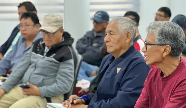 Renta Dignidad continúa apoyando a mayores de 60 años con pagos mensuales y opciones de cobro flexibles