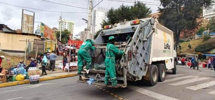 La Alcaldía de La Paz suspende temporalmente el servicio de recojo de basura por falta de combustible