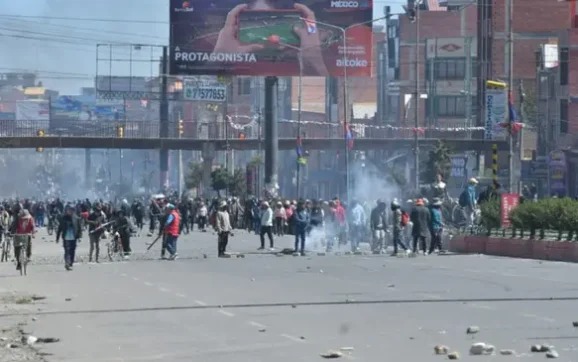 Movilizaciones sociales se extienden en La Paz, El Alto y otros departamentos como Oruro y Santa Cruz