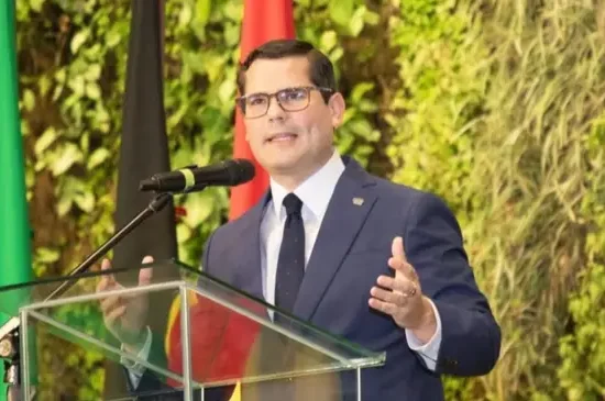 Empresarios llaman al cese de violencia y bloqueos en La Paz y El Alto