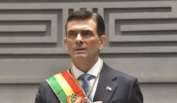 Subsecretario de EE.UU. respalda al presidente Rodrigo Paz y condena disturbios en Bolivia