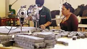 Micro y pequeñas empresas de Santa Cruz reportan pérdidas diarias de 10 millones de dólares por bloqueos
