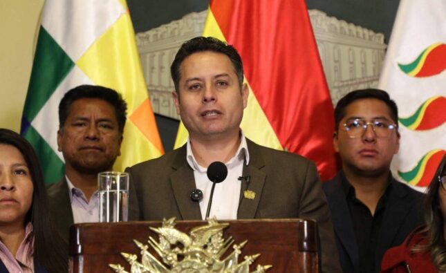 Lara denuncia que el Gobierno responde con órdenes de aprehensión a demandas legítimas de la COB