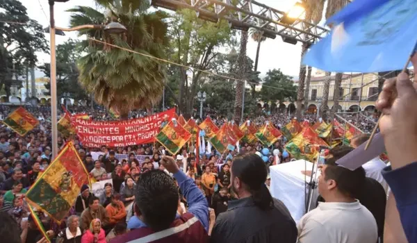 Movilización en Cochabamba reúne a sectores cívicos que exigen libre tránsito y rechazan actos vandálicos