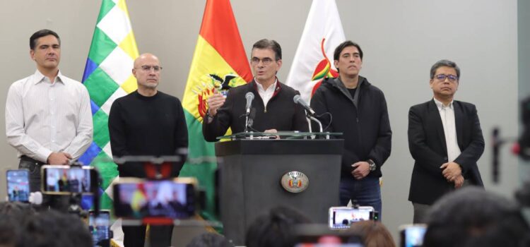 Gobierno desmiente que presidente Paz haya pedido renuncia de ministros tras declaraciones de Mauricio Zamora