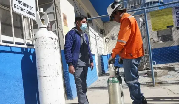 Pacientes con enfermedades críticas y cáncer en riesgo por interrupción de tratamientos en La Paz y zonas andinas