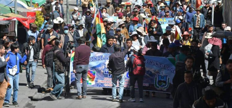 Banco Mundial reafirma apoyo a Bolivia en medio de bloqueos y crisis social