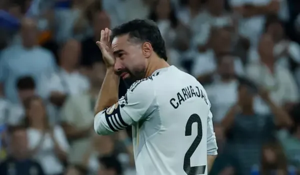 Dani Carvajal se despide del Real Madrid tras 13 temporadas y 27 títulos, cerrando una era dorada