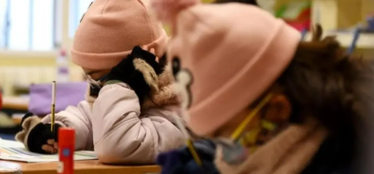 La Paz implementa horario de invierno en todas las unidades educativas desde el 25 de mayo